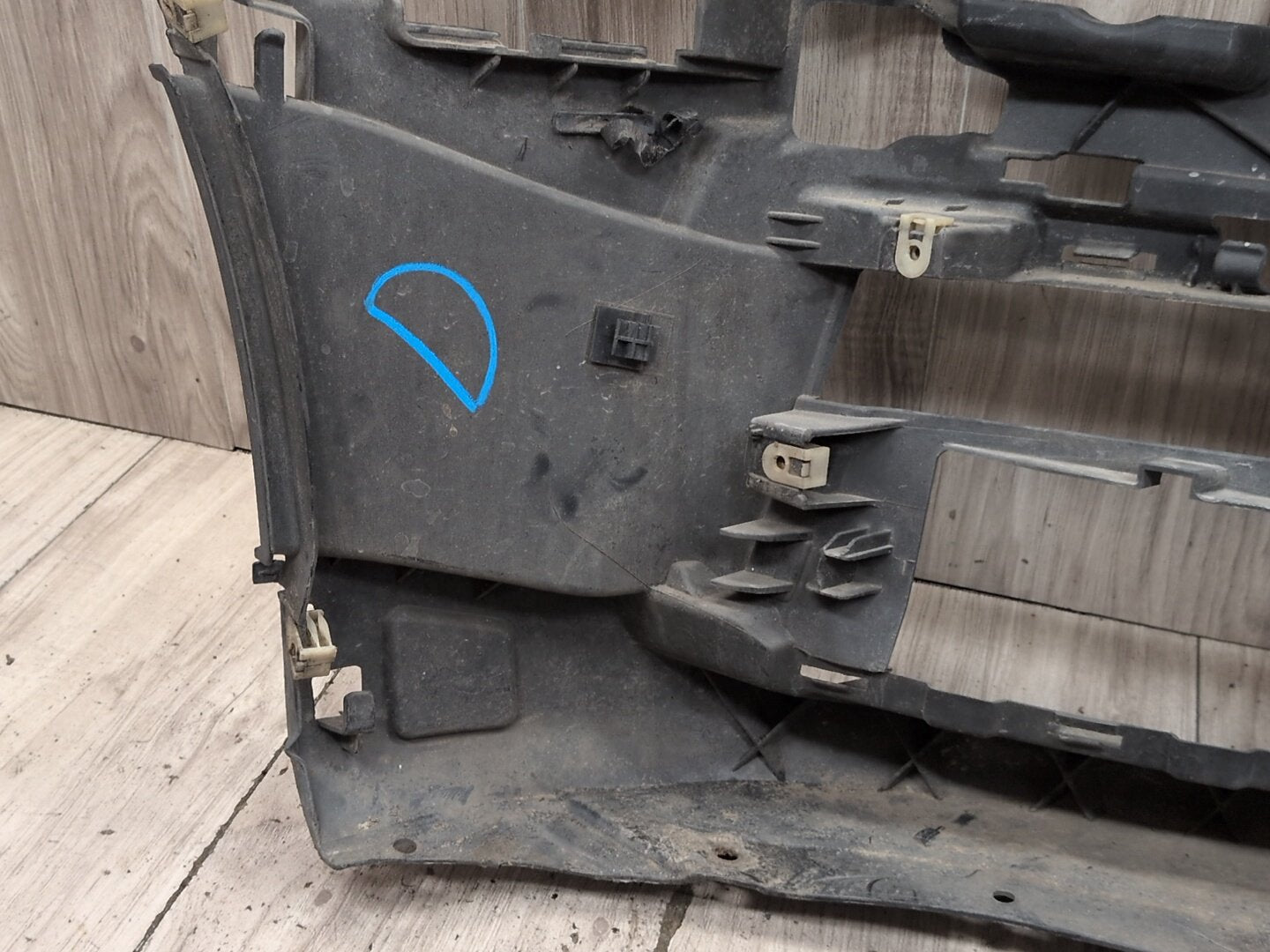 2016-2022 BMW 750i G12 Rear Left Driver Bumper Support Bracket 8061129 OEM
