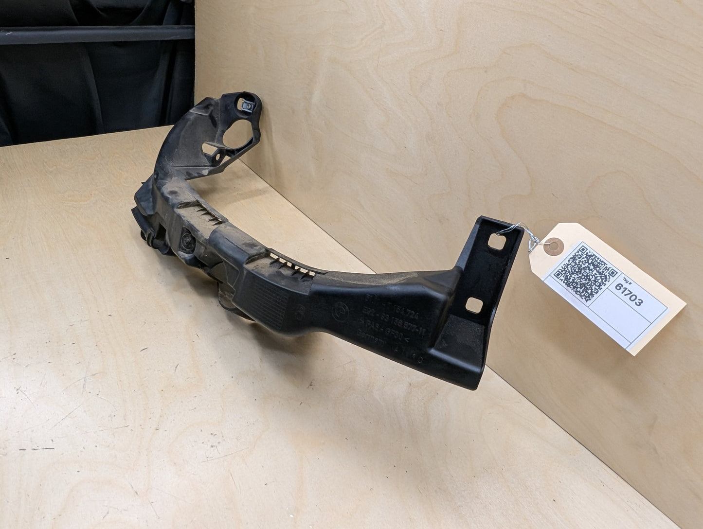 07-10 OEM BMW E92 E93 328 335 Right Passenger Headlight Bracket Carrier Mount