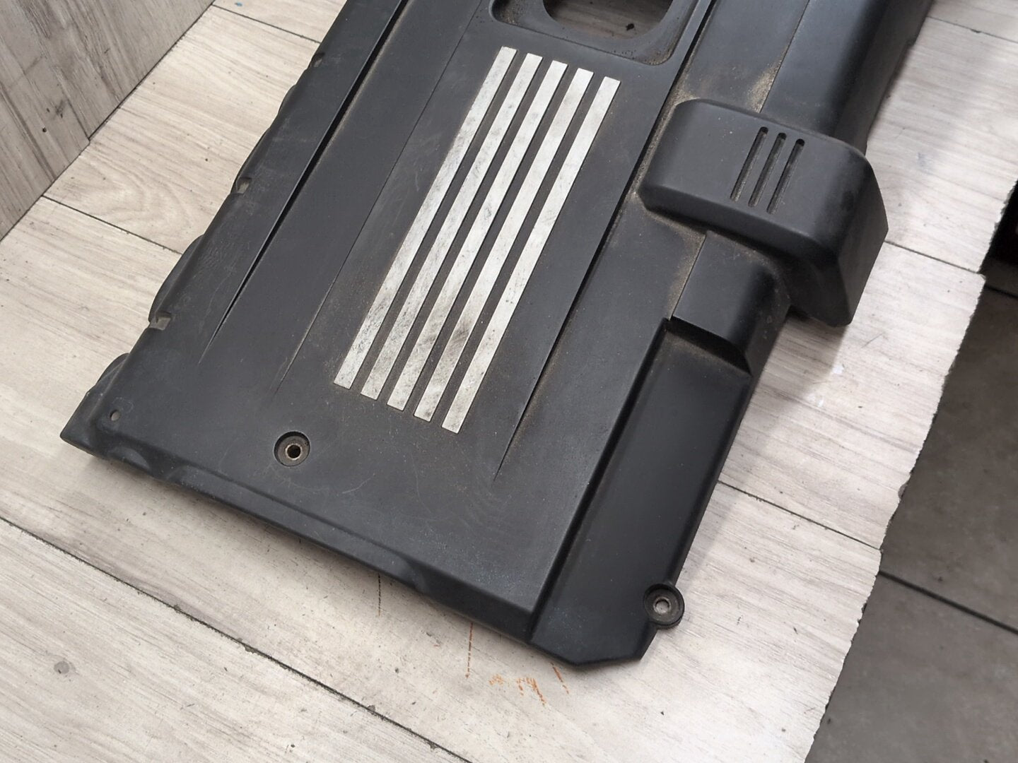 OEM BMW E60 E82 E84 E88 E89 E90 E92 E93 Engine N52 Motor Cover Head Covering
