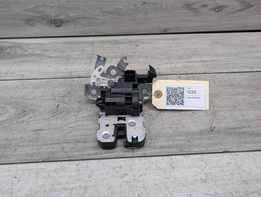 2009 - 2017 Audi Q5 8R Liftgate Trunk Lid Liftgate Lock Latch Actuator 8R0827505 EA888