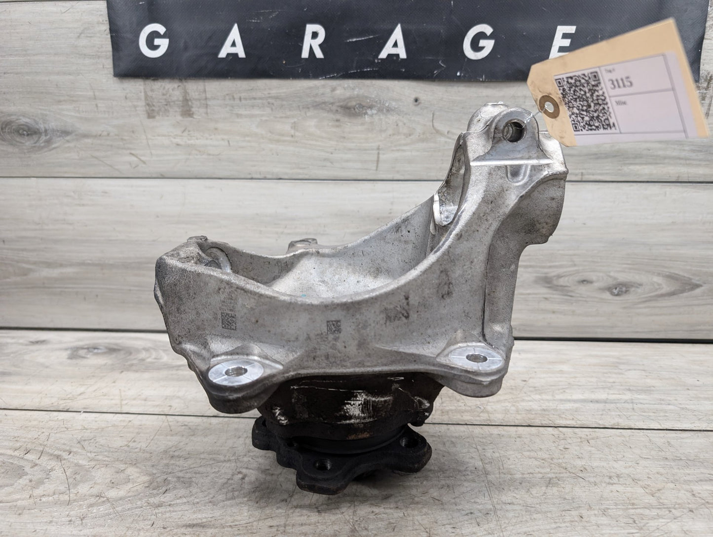 2018 - 2024 BMW X3 G01 Front Right Passenger Spindle Knuckle w/ Bearing 6882596 B58B30O1