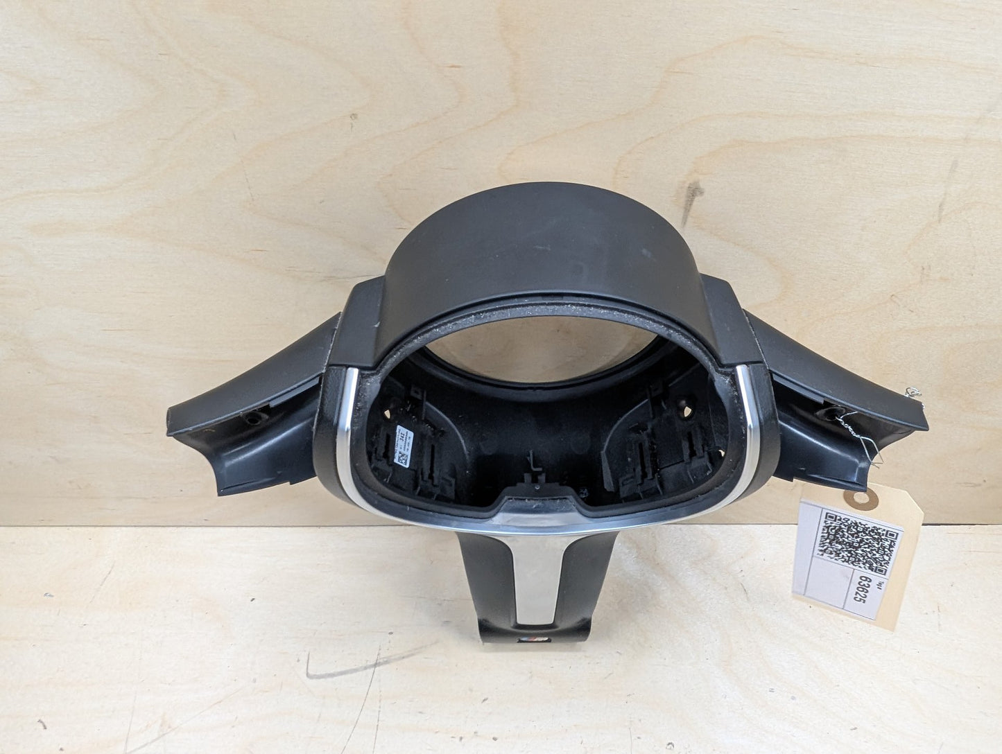 2012-2018 BMW 320i F30 Steering Wheel Trim 7845601