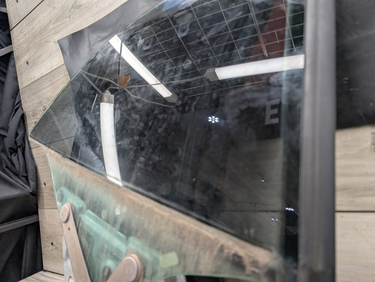 2008 - 2017 Audi S5 8T Right Passenger Quarter Panel Window Glass 8F0839398D