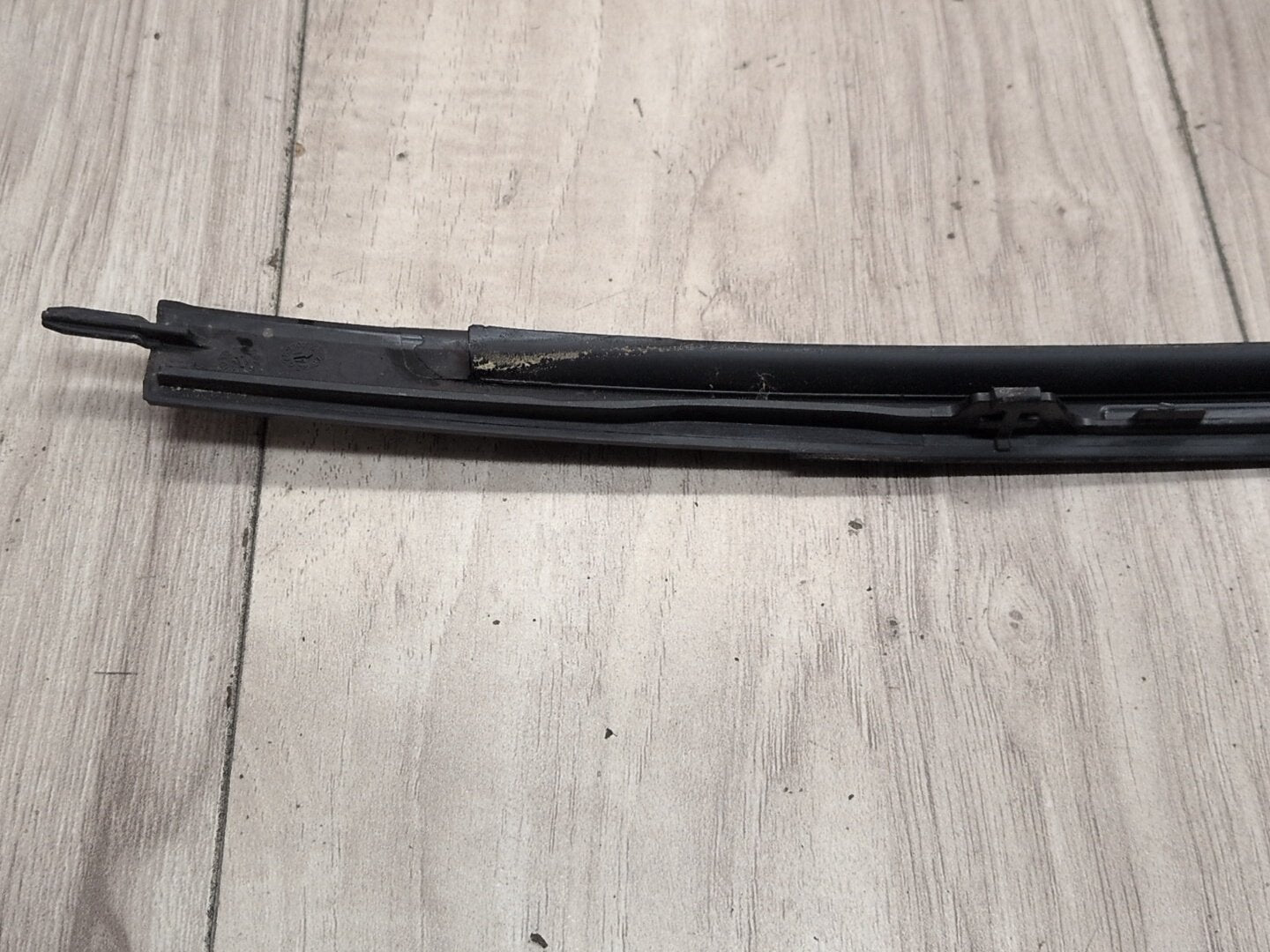 2014-2018 BMW X5 F85 Front Left Right Side Windshield Drip Trim Molding SET 7462205