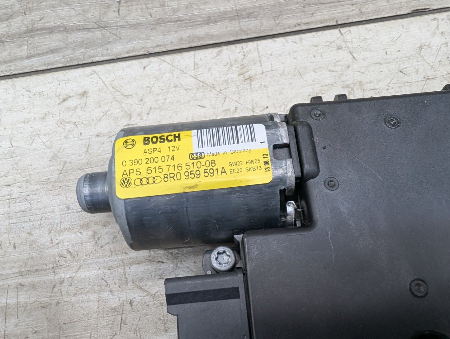 2009 - 2017 Audi Q5 8R Sunroof Sun Roof Glass Motor 8R0959591A EA888