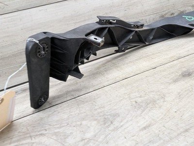 08-13 BMW E82 E88 128 135 Right Passenger Headlight Arm Bracket Support Mount