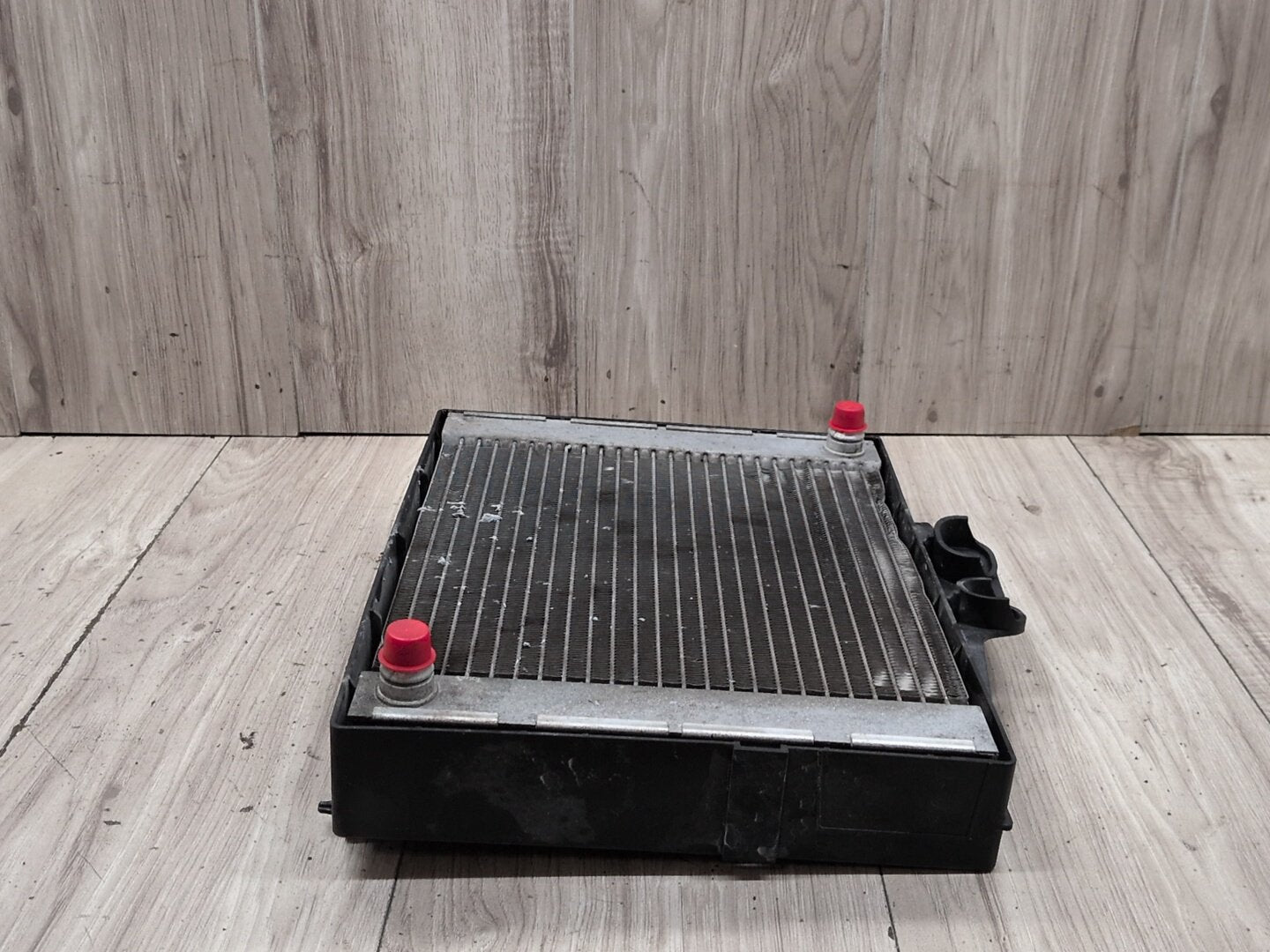 2012-2018 BMW M6 F06 Left Driver Secondary Auxiliary Radiator 2284277