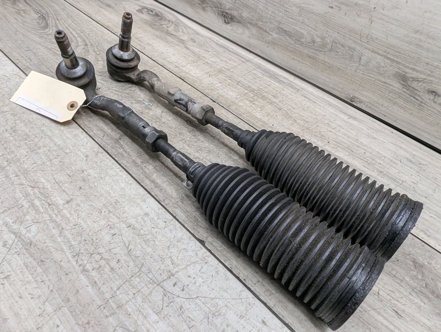 2011-2016 BMW 535i F10 Left Right Tie Rod W/ Boot SET 6784716