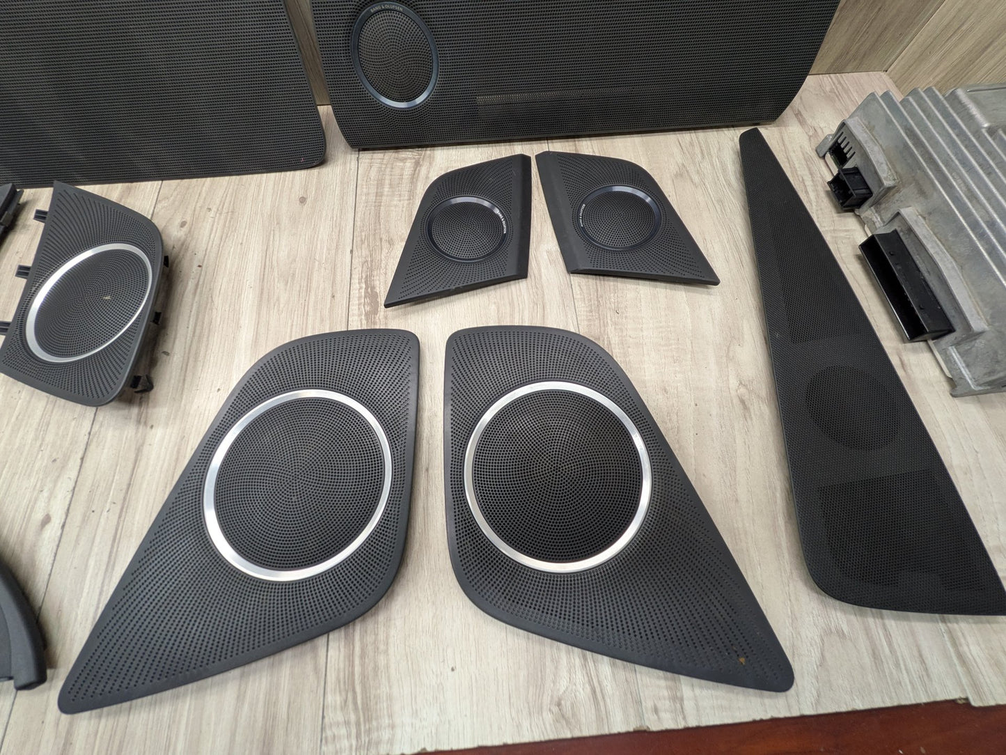 09-17 OEM AUDI A5 S5 BANG &amp; OLUFSEN Front Rear Door SUB Tweeter Speakers SET