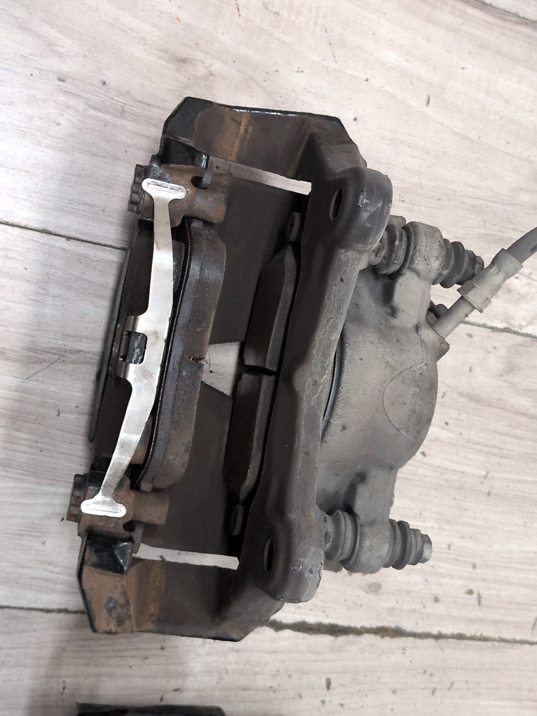 2008-2017 Audi S5 8T Rear Left Right Brake Caliper SET