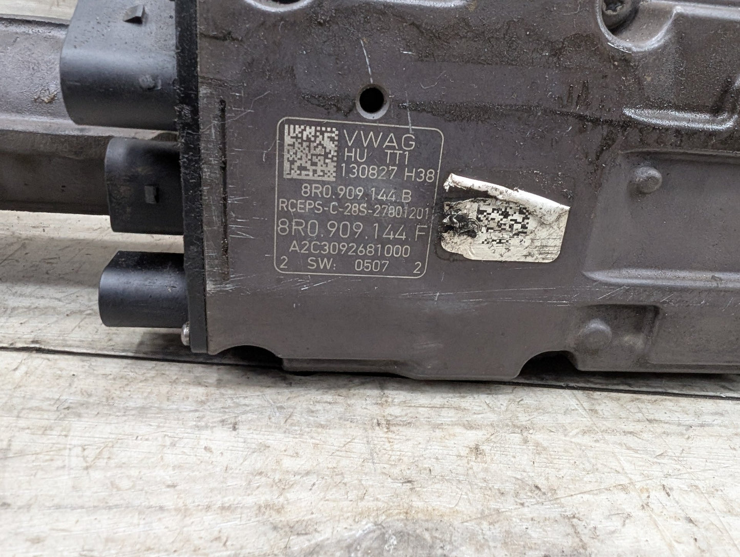 2009 - 2017 Audi Q5 8R Steering Gear Rack & Pinion 8R0909144F EA888