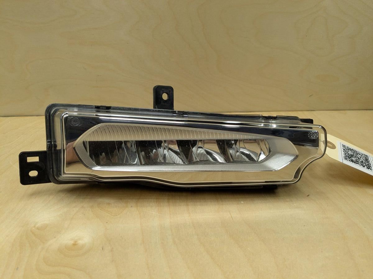 18-21 OEM BMW G01 G02 X3 X4 Front Right Passenger Side LED Fog Light Lamp