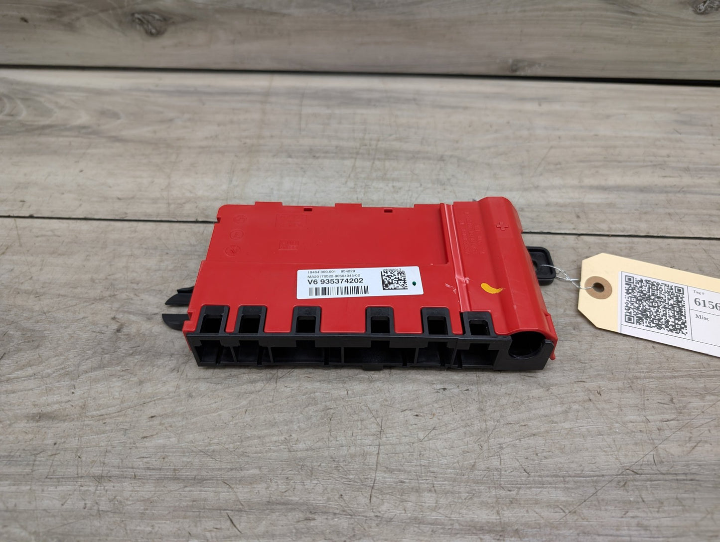 OEM BMW G11 G12 G14 G15 G16 G30 B+ Junction Terminal Power Relay Fuse Box