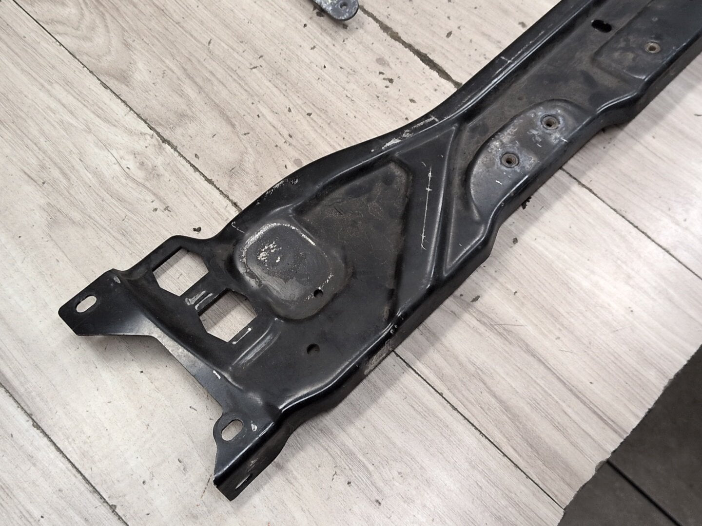 OEM Mercedes E550 W212 Front Upper Radiator Tie Bar Panel Support w/ Bars SET