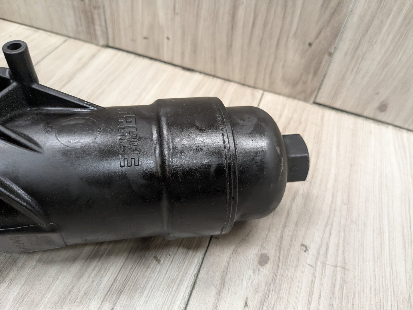 16-20 OEM BMW F22 F30 F32 F36 G01 G30 X3 330 430 Engine B46 Oil Filter Housing