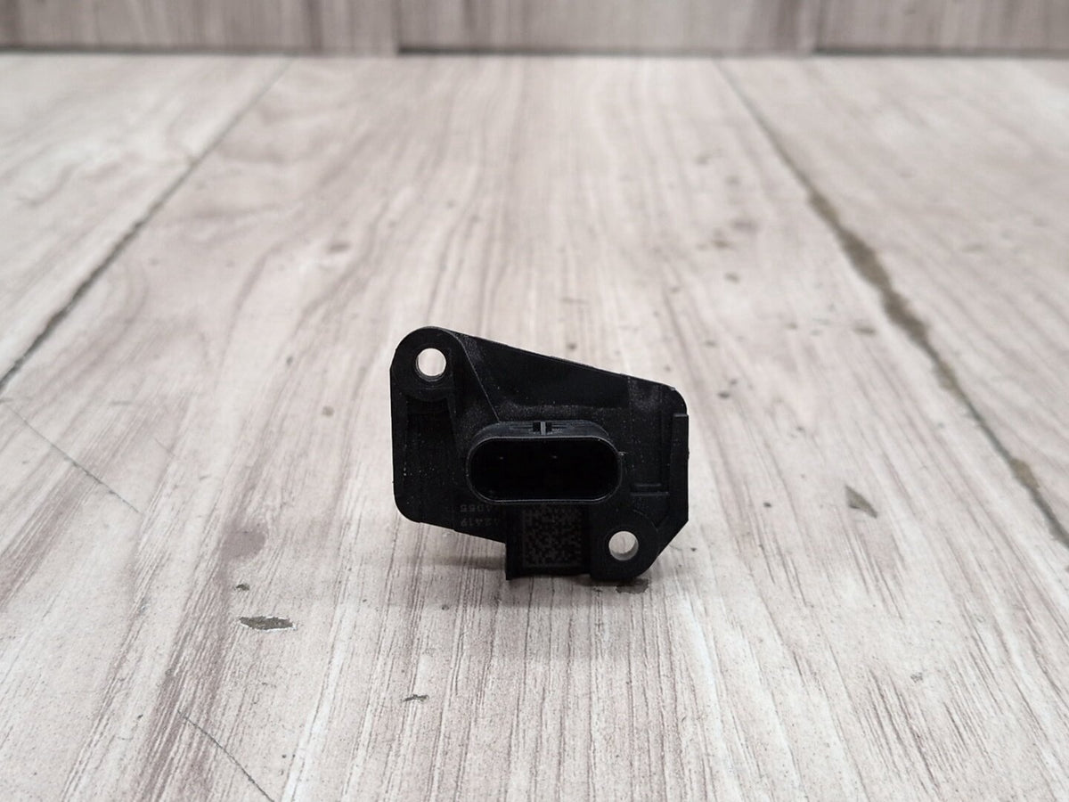 2019-2026 BMW M340i G20 Maf Air Flow Mass Sensor 8485041 OEM