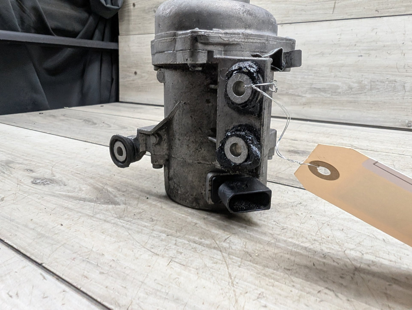 OEM BMW E82 E90 E92 E93 128 328 Engine N52 Auxiliary Electric Water Pump Cooling