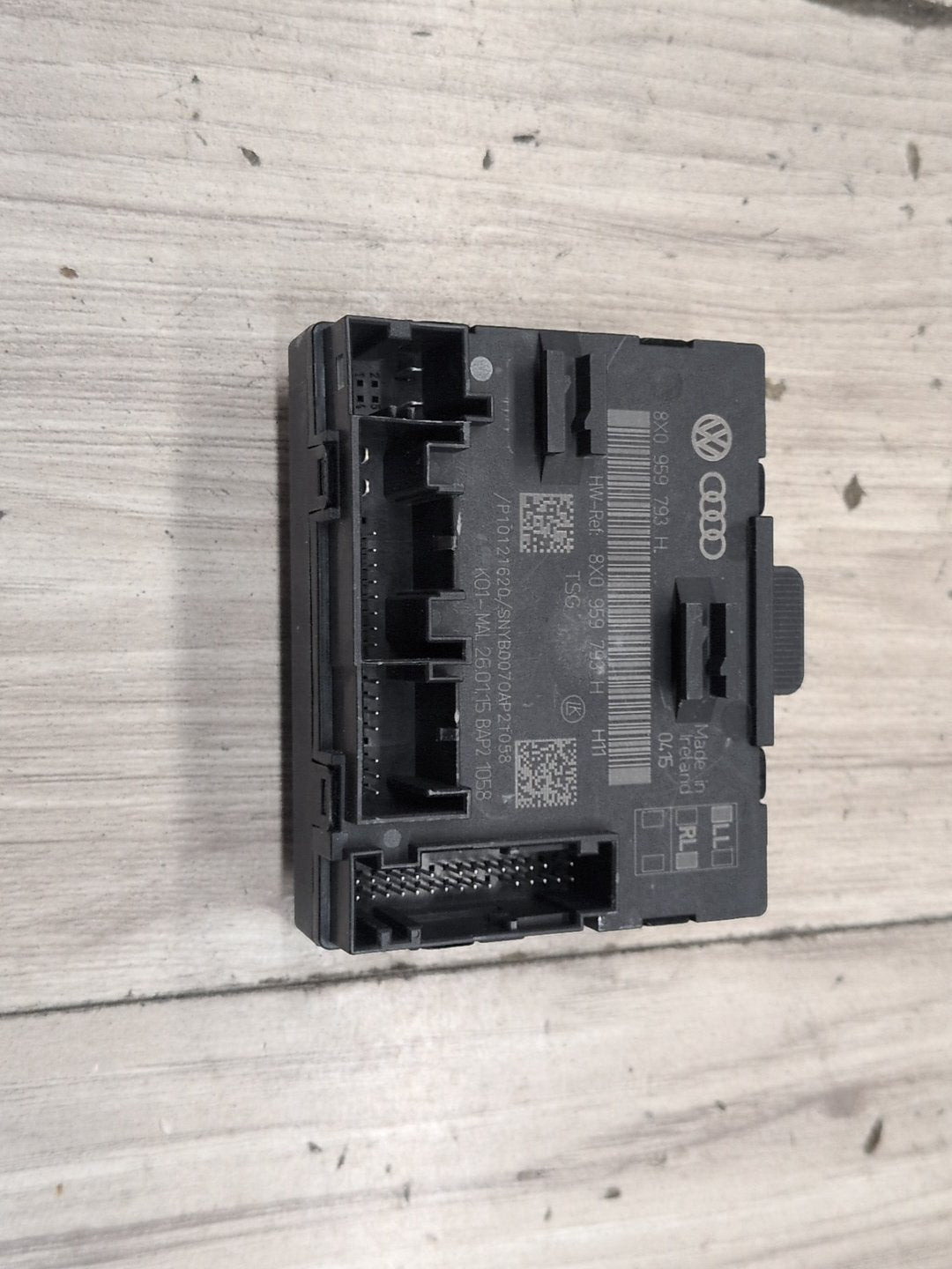 15-18 OEM Audi Q3 Front Left Driver Door Window Control Module 8X0959793H