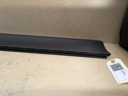 2011-2016 BMW X3 F25 Front Left Driver Exterior Door Trim Molding 7205779
