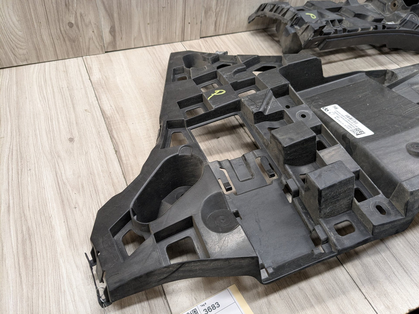 2019 - 2026 BMW X5 G05 Rear Right Passenger Bumper Support Brackets SET 8069248 N63B44M3