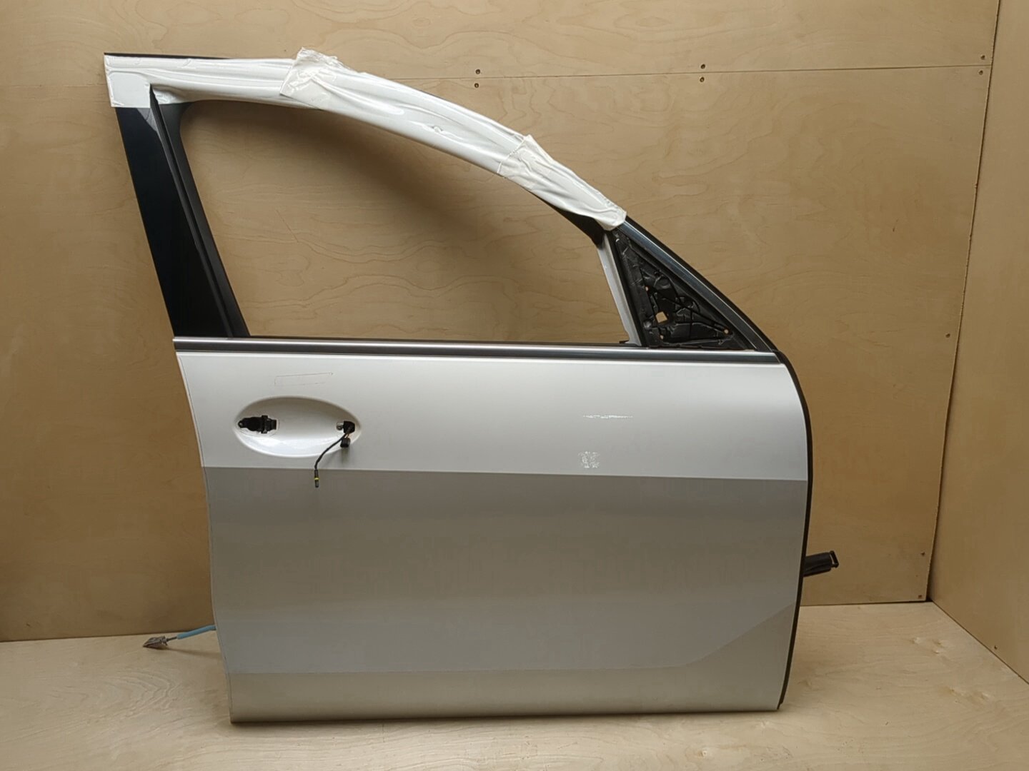 19-25 OEM BMW F95 G05 X5 X5M Front Right Passenger Door Shell Panel