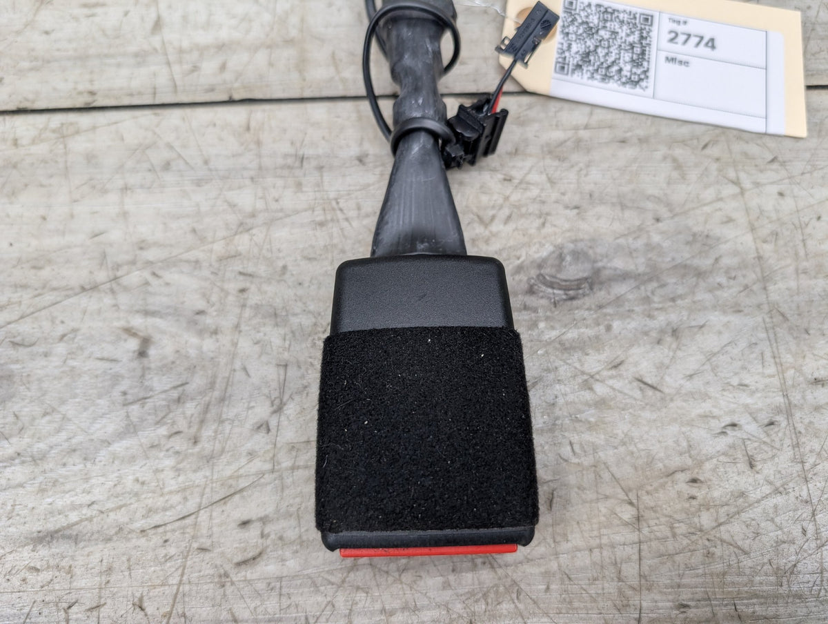 OEM BMW F93 F97 G01 G02 G16 G20 G80 M3 330 M340 Front Left Right Seatbelt Buckle