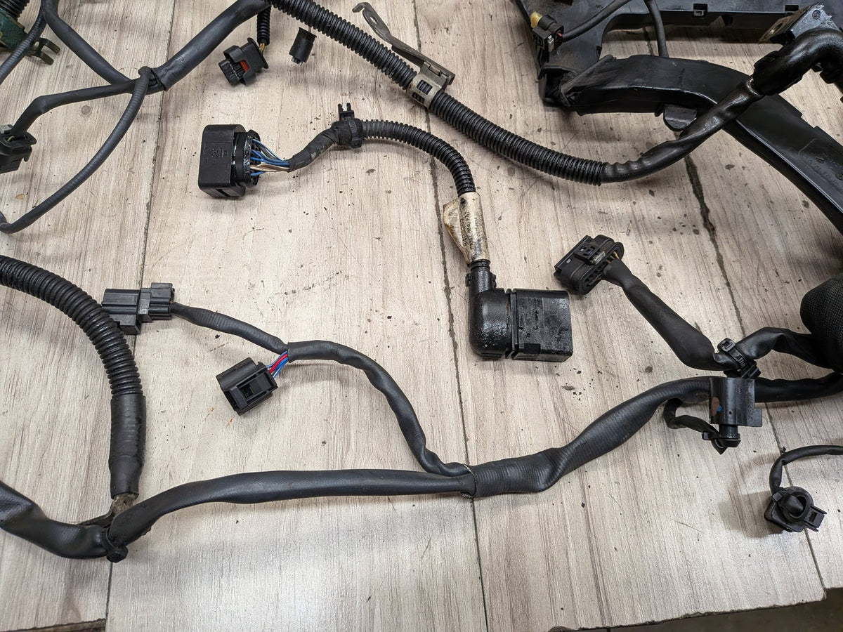 2009-2012 Mercedes-Benz W212 E550 M278 Engine Motor Wiring Wire Harness