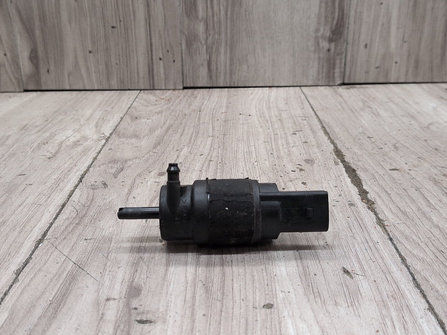 2010-2016 Audi S4 B8 Front Windshield Wiper Motor 8K5955647 OEM