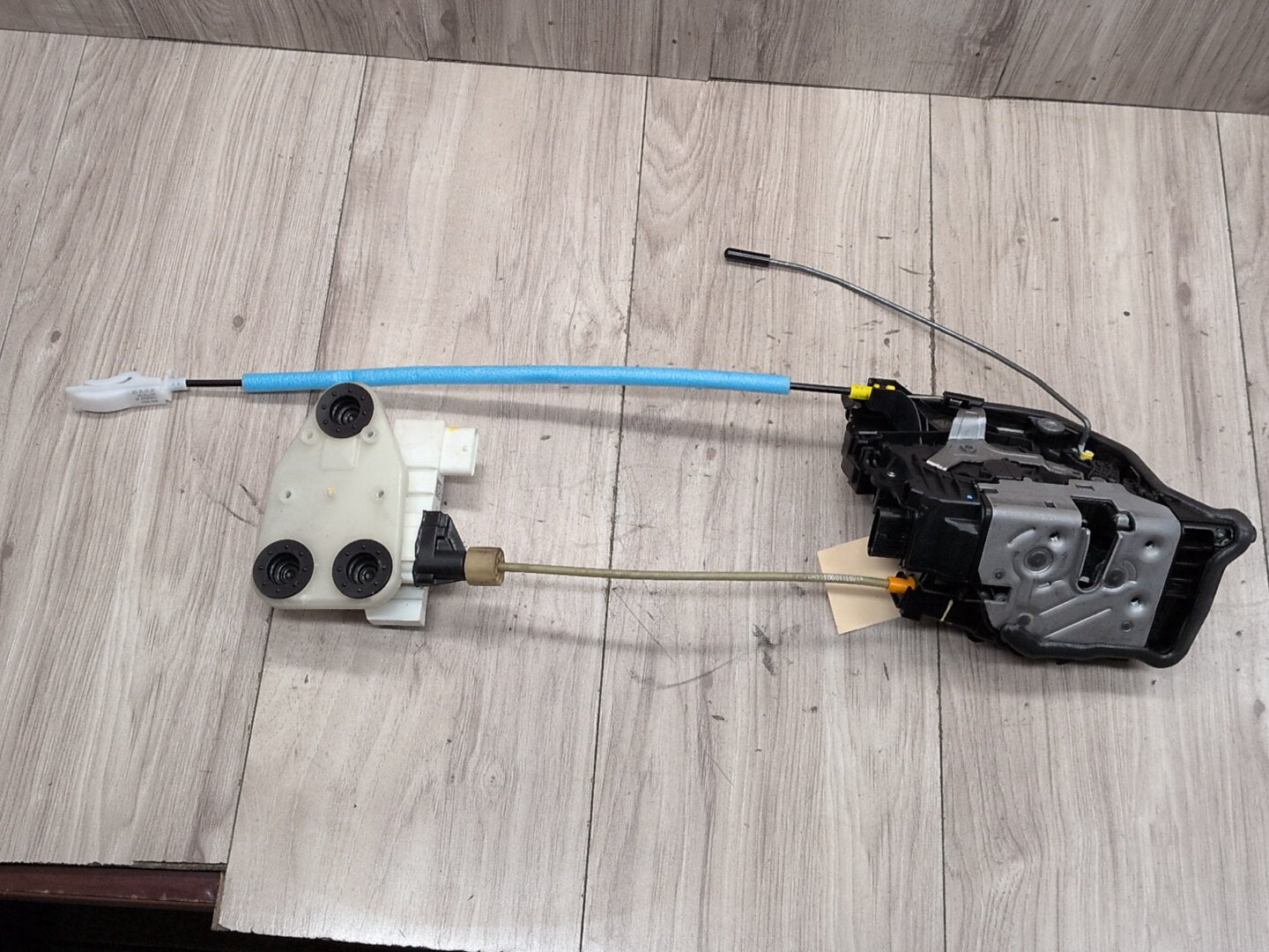 2014 - 2018 BMW X5 F85 Rear Right Passenger Door Latch Lock Actuator w/ Soft Close 7419842 S63B44T2
