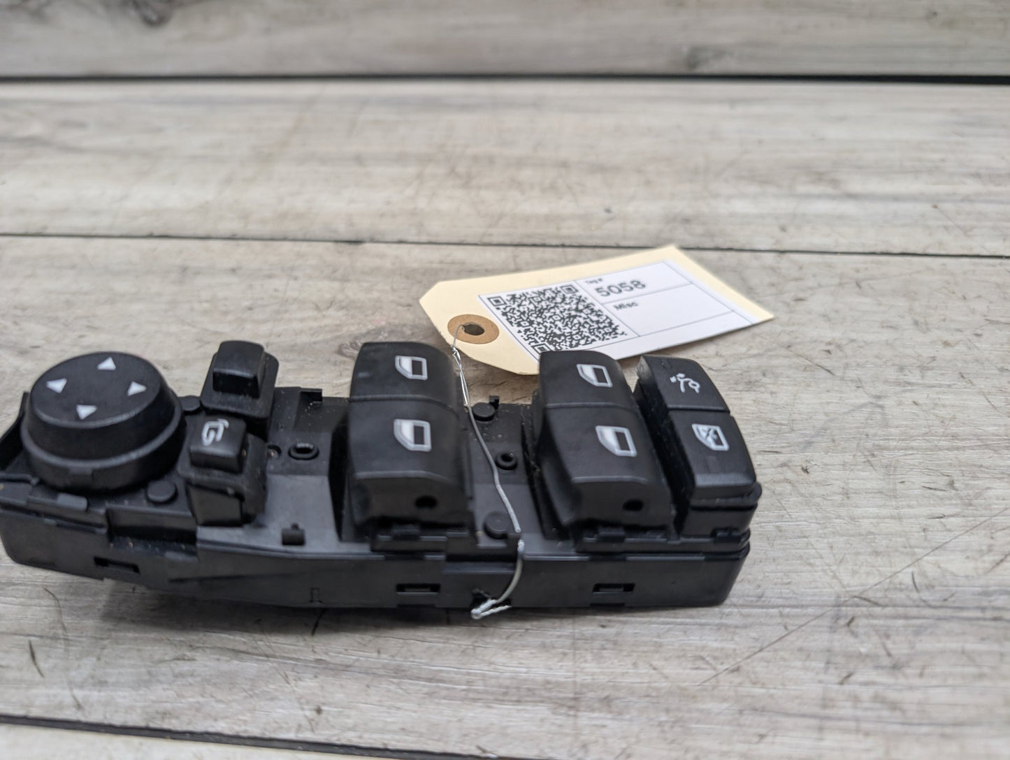 2014 - 2019 BMW 340 F34 Front Left Driver Door Master Window Switch 9362120 B58B30M0