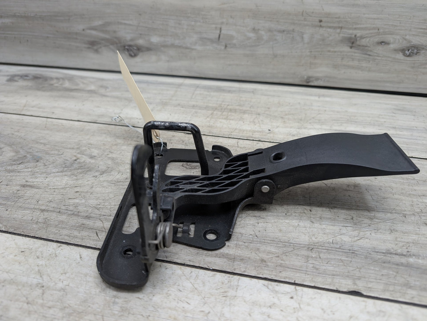 2008 - 2017 Audi S5 8T Hood Bonnet Safety Lock Latches SET 8T0823480