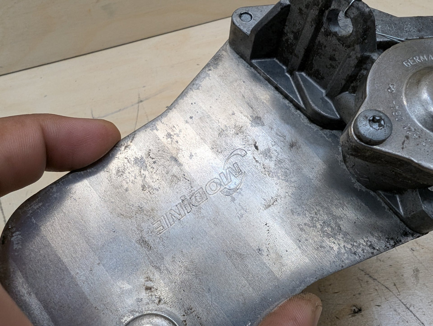 OEM BMW E82 E90 E92 328 Engine N51 N52 Transmission Oil Cooler Heat Exchanger