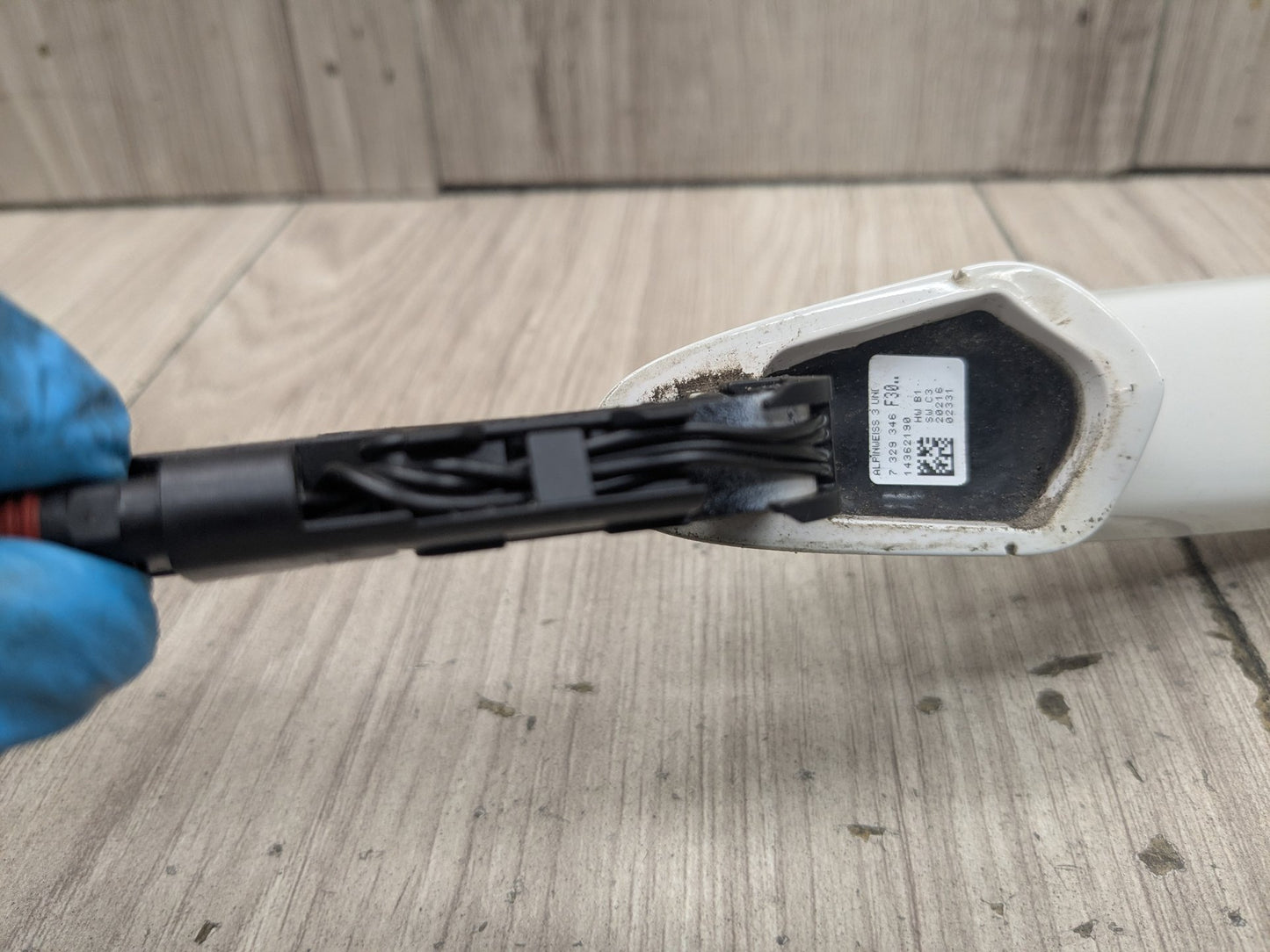 OEM BMW F23 F30 F32 F80 F82 M3 Right Passenger Door Handle COMFORT ACCESS White