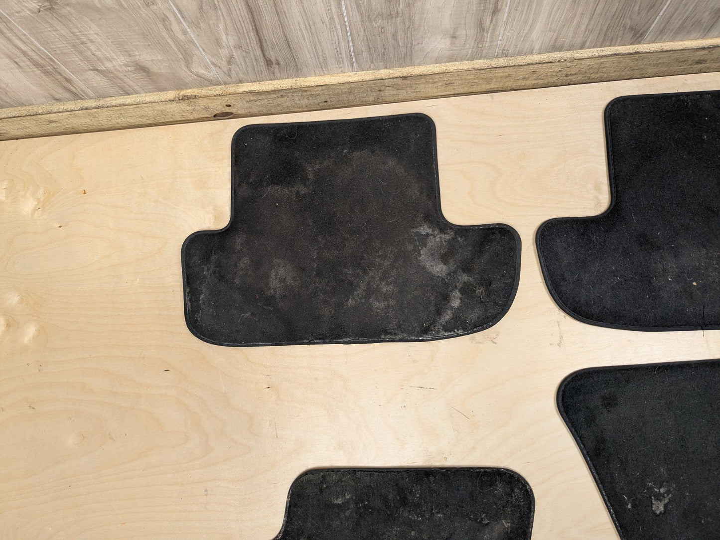 2008 - 2017 Audi S5 8T Front Rear Left Right Mat Carpet Floor Mats SET 8K1863691G