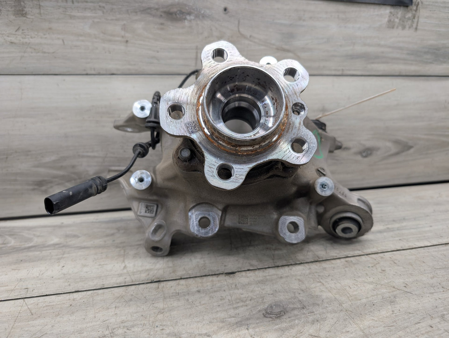 21-25 OEM BMW G22 G23 430 M440 REAR Left Driver Side Knuckle Hub Spindle Bearing