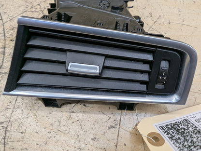 2010-2017 BMW 535i GT xDrive F07 Dashboard Dash Board Right Passenger Air Vent 9142583 OEM