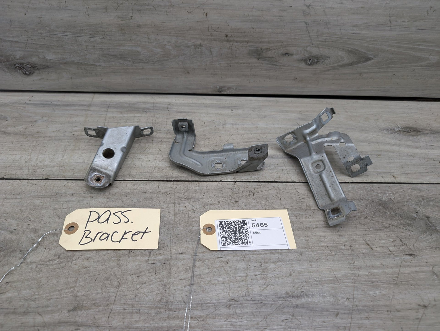 2012-2018 BMW 340i F30 Front Right Passenger Fender Brackets SET 7255844