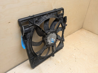 2015-2018 BMW X5 F85 Radiator Fan Shroud Housing w/ Motor 7647371