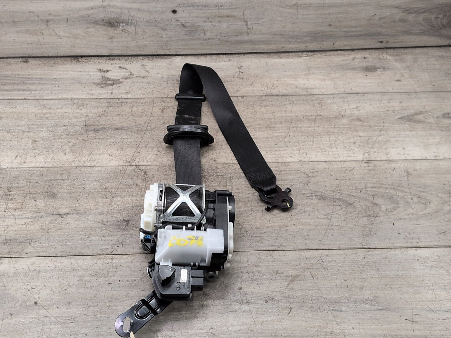 16-22 OEM BMW G11 G12 740 750 M760 Front Left Driver Seat Belt Retractor Black