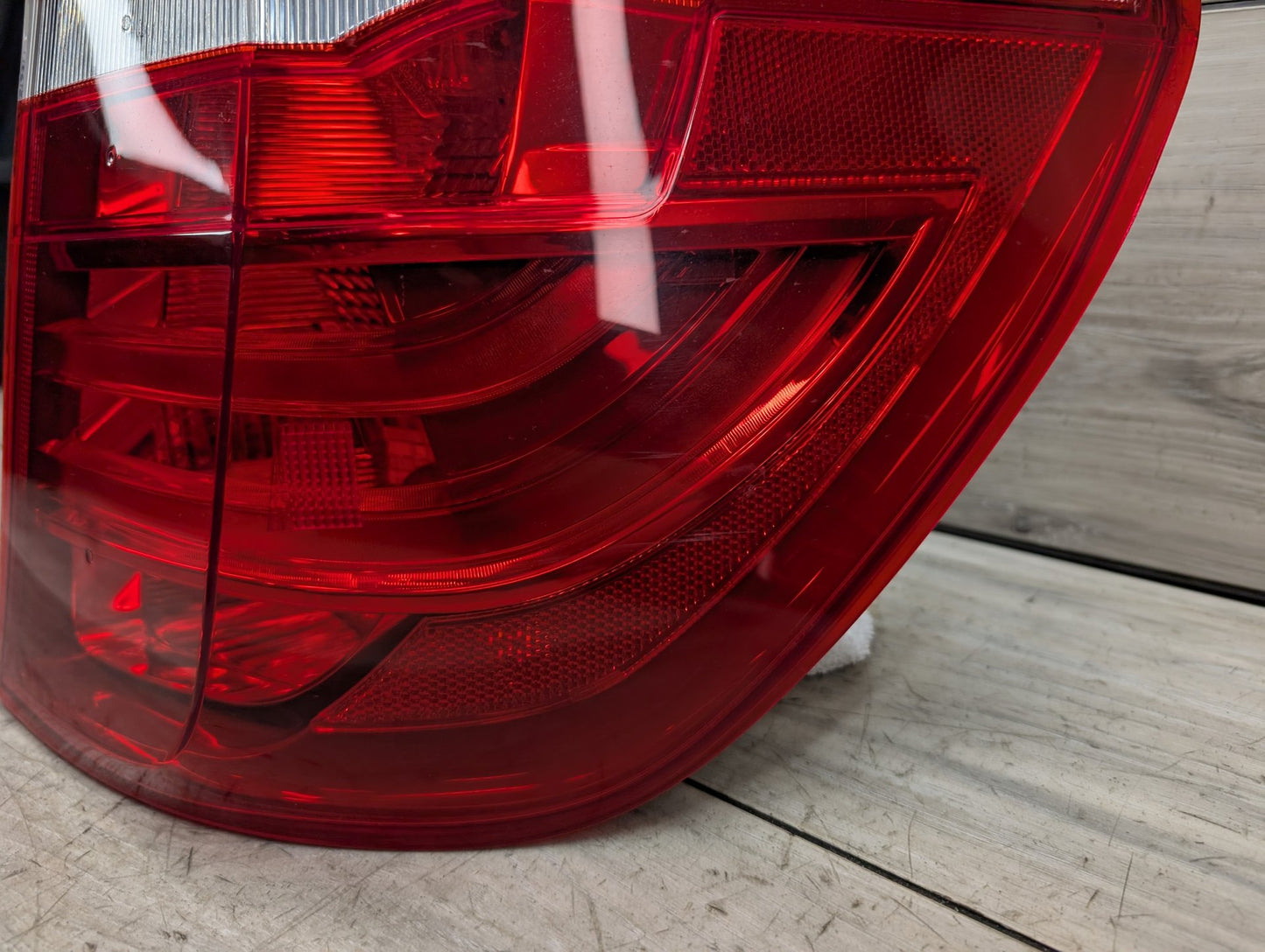 2011 - 2017 BMW X3 F25 Rear Right Passenger Outer Tail Light 7220242 N55B30M0