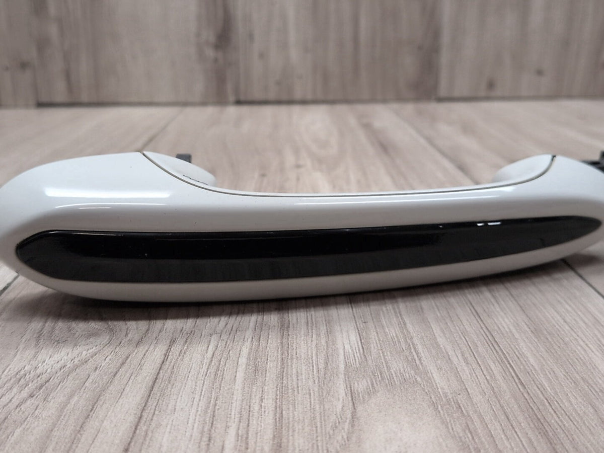 OEM BMW F90 G30 540 M550 Front Rear Right Passenger Door Handle COMFORT White