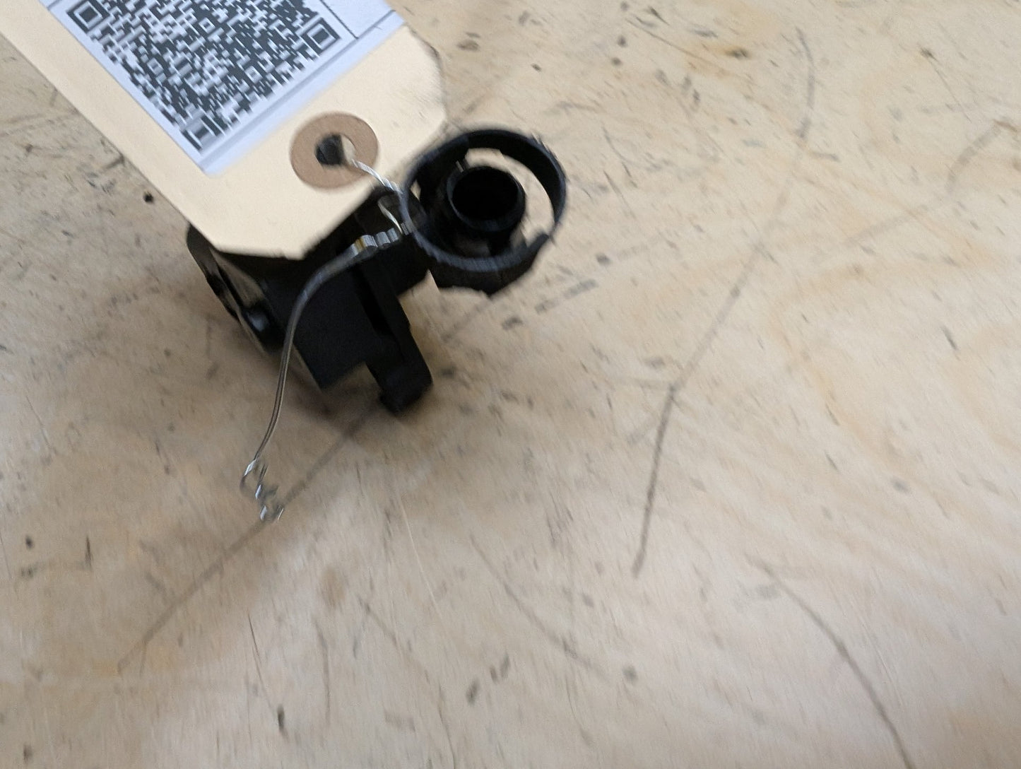 2012-2018 BMW 328i F30 Fuel Tank Ventilation Breather Valve 7636144