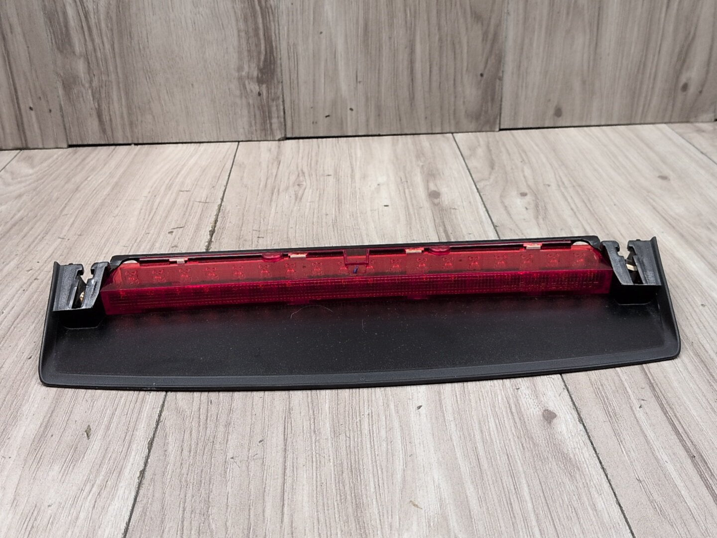 2008 - 2017 Audi S5 8T Upper Liftgate Trunk Lid 3rd Brake Light 8T0945097