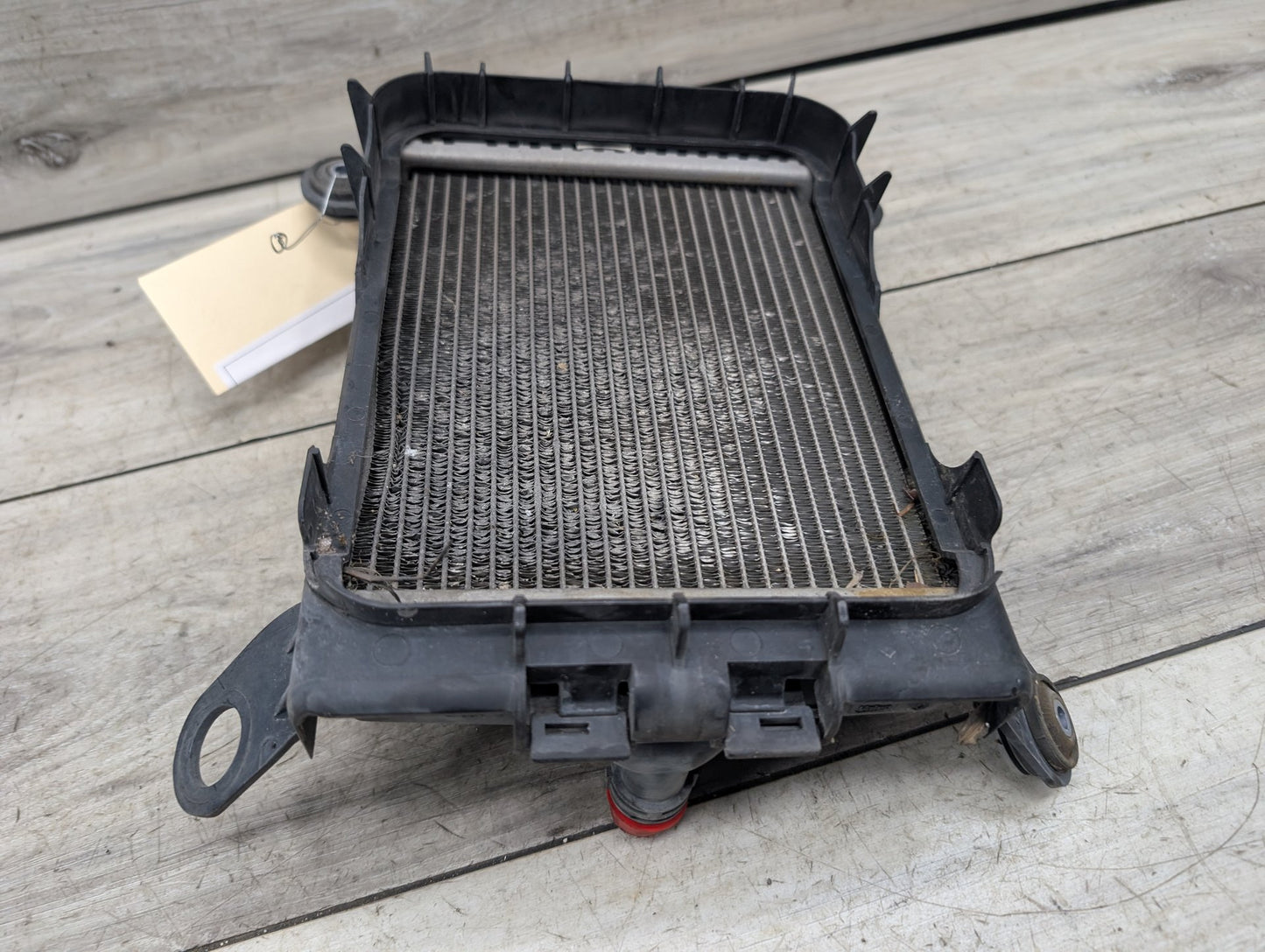 OEM BMW F22 F23 F30 F32 F33 F36 335 440 Engine Oil Auxiliary Secondary Radiator