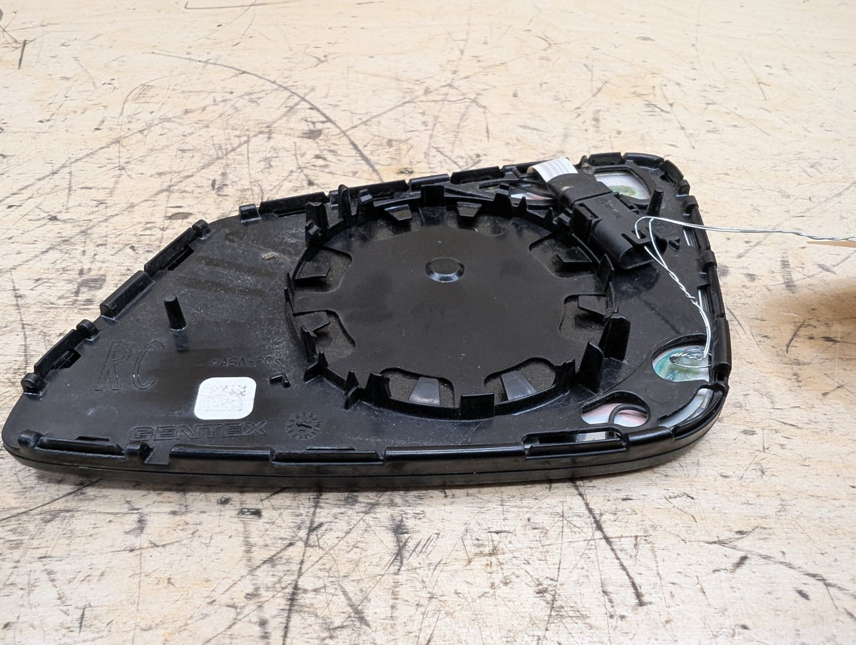 2010-2017 BMW 535i GT xDrive F07 Front Right Passenger Side Mirror Glass 7228612 OEM