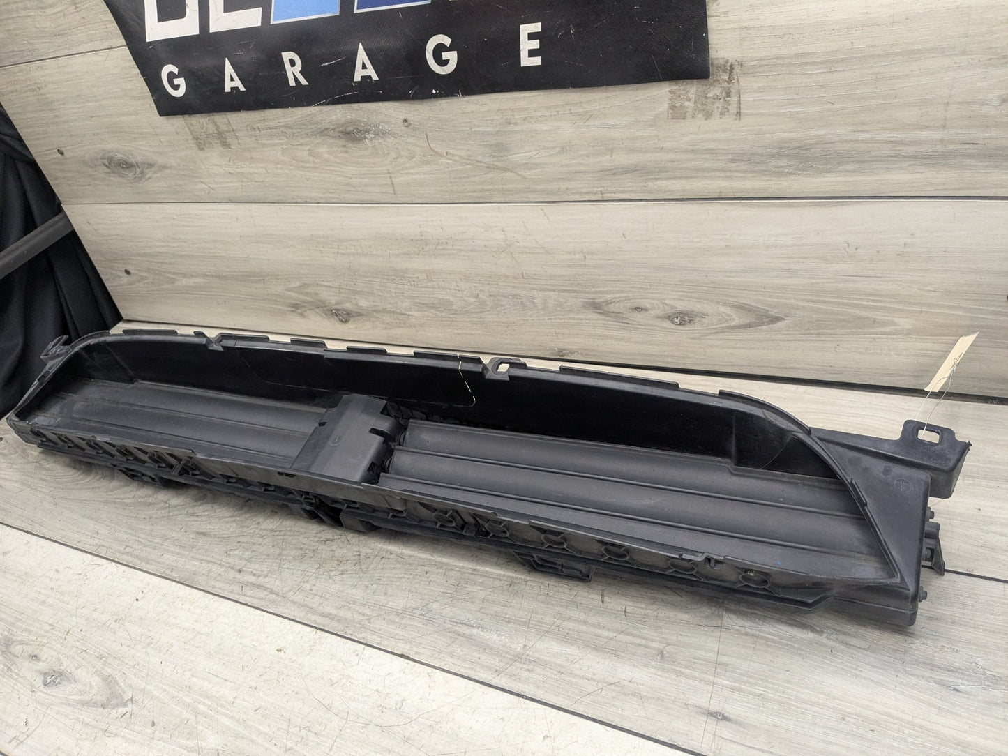 2018 - 2023 BMW X3 G01 Front Lower Radiator Air Flap Shutter 7497231 B58B30M0
