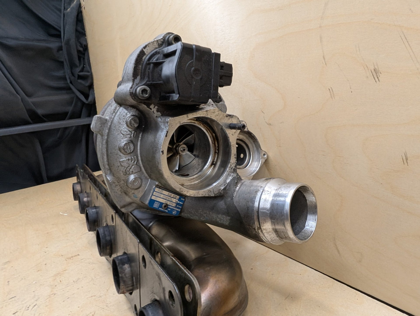 OEM BMW F06 F10 F15 F22 F25 F30 F32 F33 F36 X5 Turbo Charger w/ Manifold N55 EWG