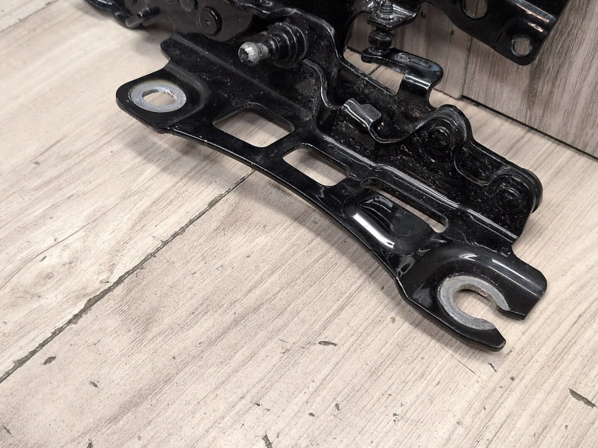 2019-2026 BMW M340i G20 Hood Bonnet Hinges SET 7450588 OEM