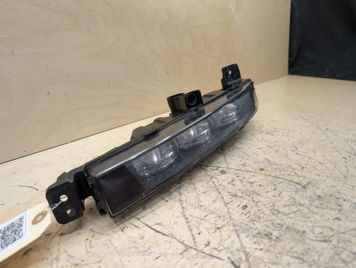 16-19 OEM BMW G11 G12 740 750 M760 B7 Front Right Passenger Side LED Fog Light