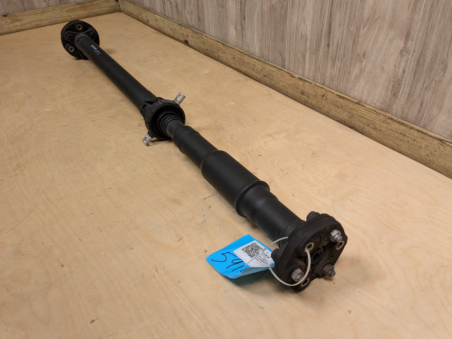 18-20 OEM BMW G30 M550 AWD Rear Drive Shaft Driveshaft Propeller